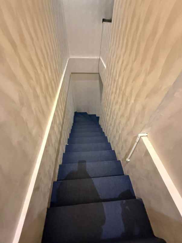 disewakan ruko gudang kantor dharmahusada