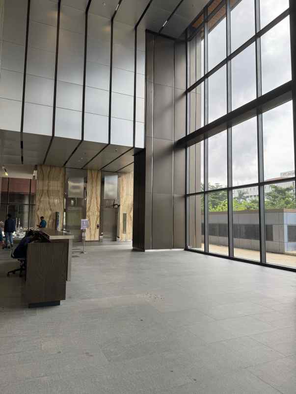 disewakan ruko gudang kantor jalan benyamin sueb