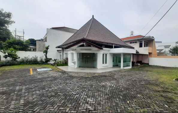 disewakan rumah raya dr soetomo