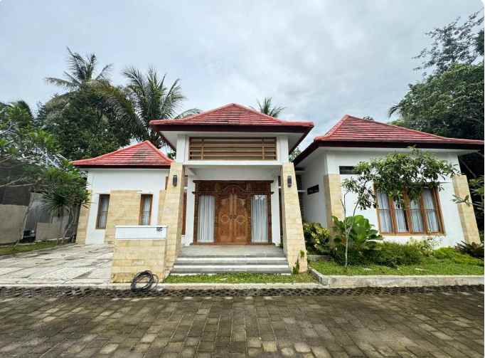 for sale rumah modern etnik di kawasan candi borobudur