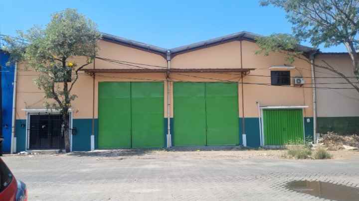 gudang 2 unit jejer di meiko 3 gedangan