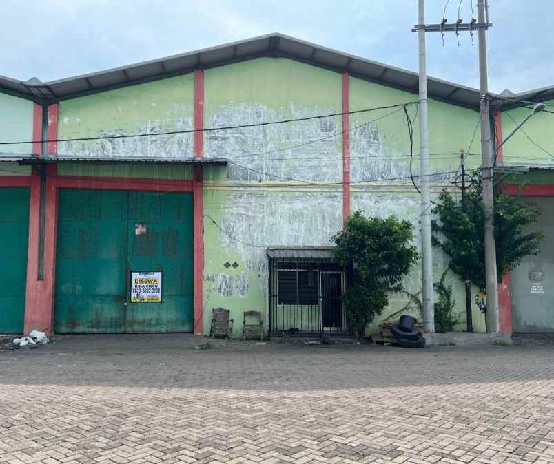 gudang sinar buduran ii full bangunan ada ruang kantor