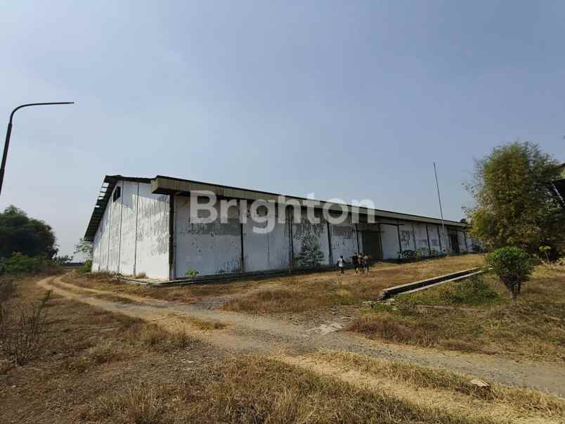 gudang trowulan mojokerto lantai sudah cor