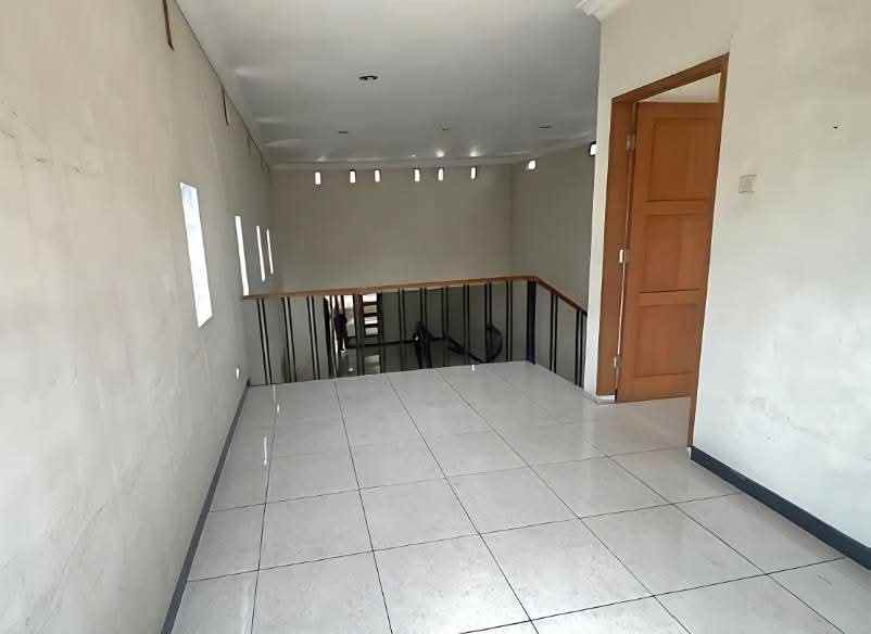 harga turun dijuwal rumah 2 lt tengah kota