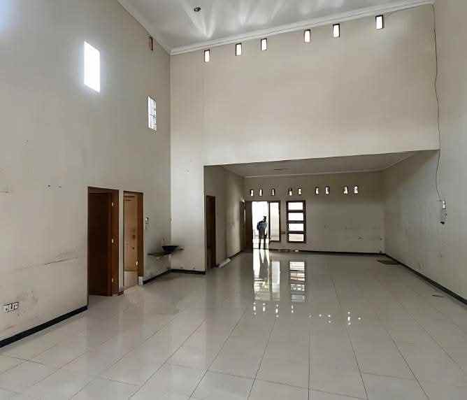 harga turun dijuwal rumah 2 lt tengah kota