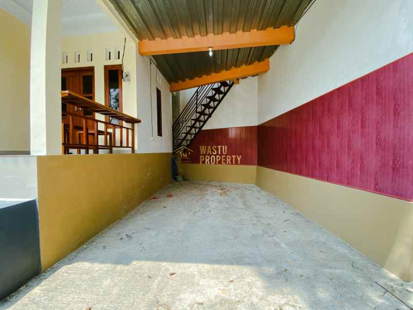 home stay produktif lokasi selomartani dijual cepat