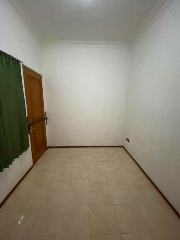 house for sale setra duta bandung