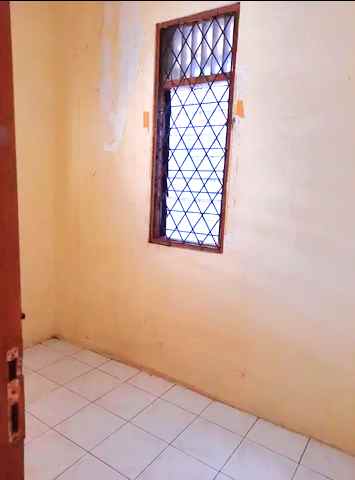 jl perintis 1 lantai reni tampubolon