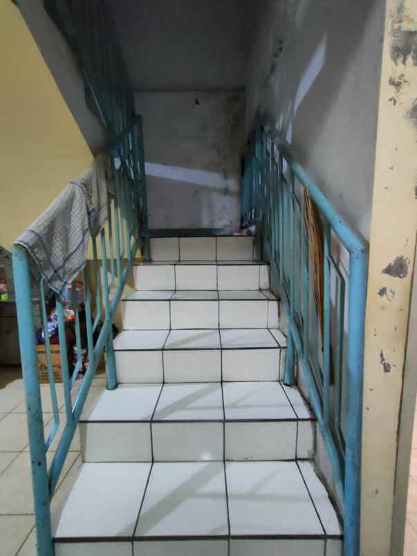 jual rumah bentuk ruko