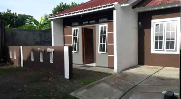 jual rumah di acropolis cibinong