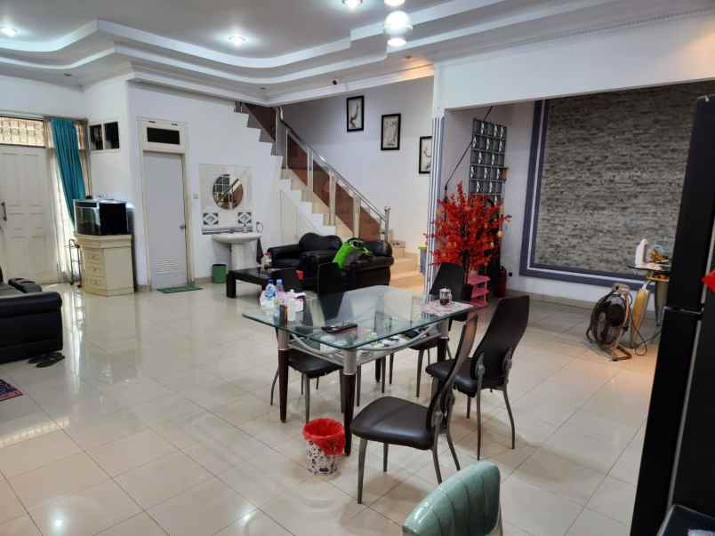 jual rumah furnish citra 5 jak bar