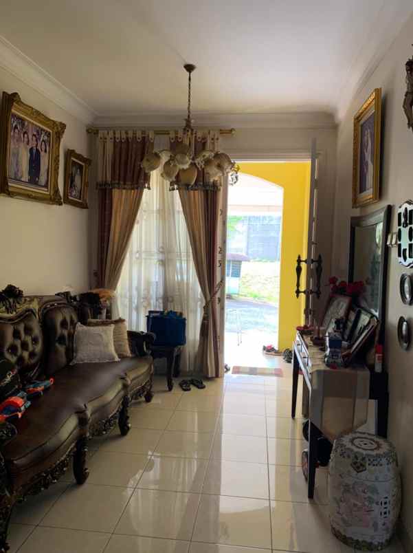 jual rumah kota wisata