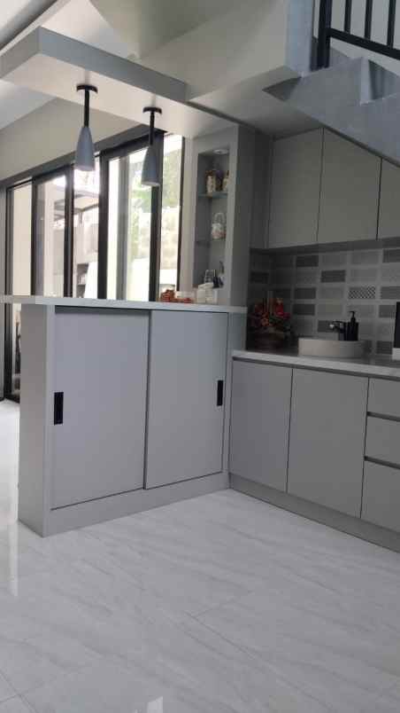 jual rumah semi furnished kav dki meruya utara