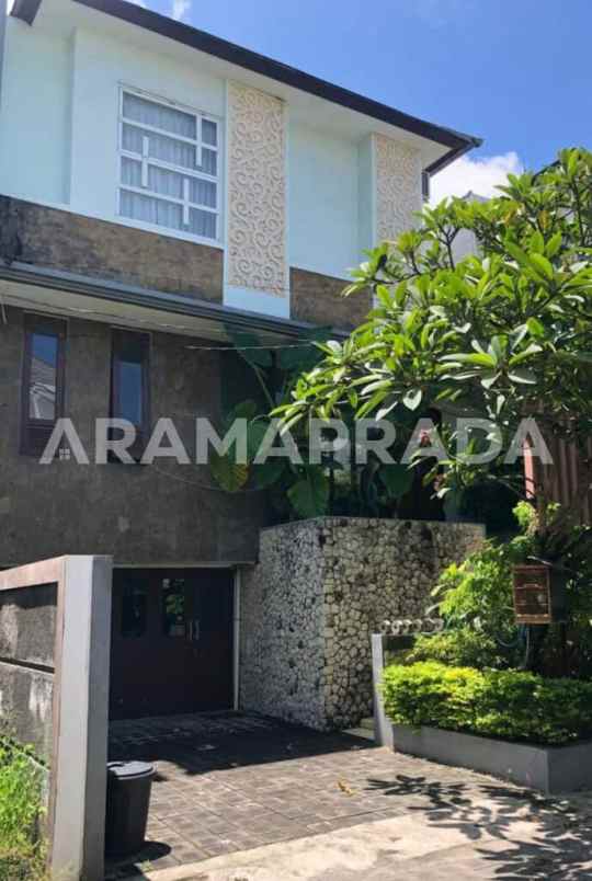 jual rumah siap huni full furnished 3 lantai jimbaran