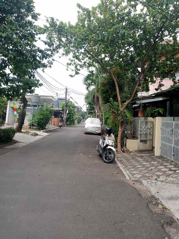 jual rumah siap huni lokasi strategis