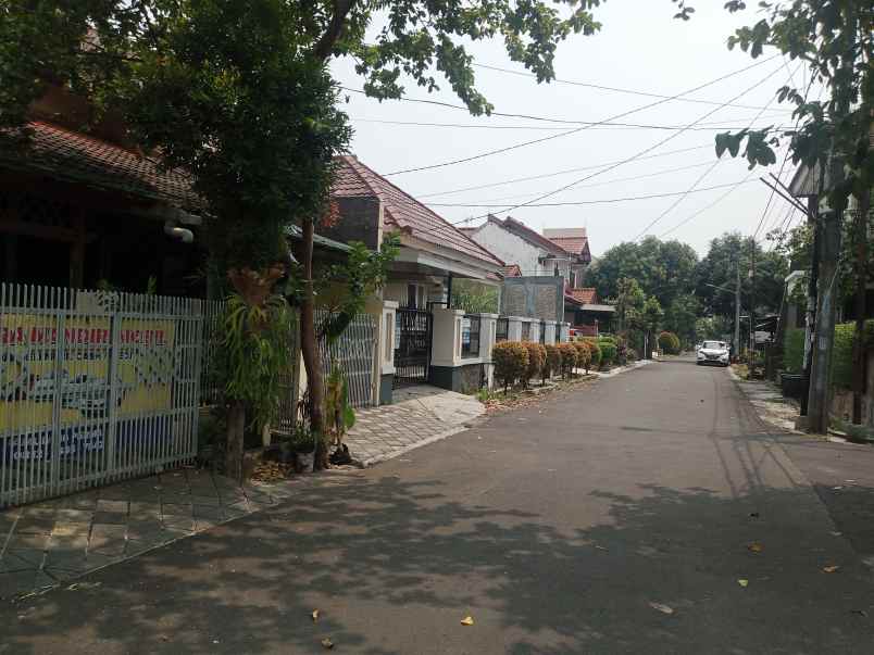 jual rumah siap huni lokasi strategis