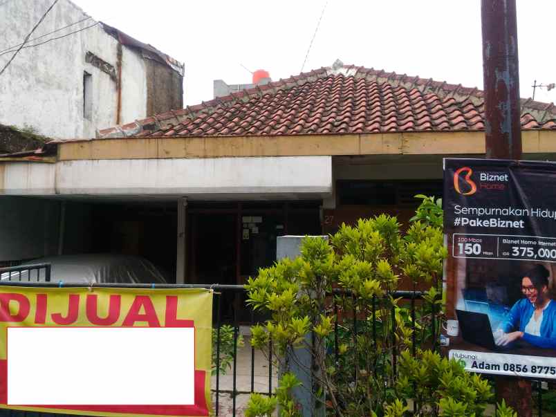 jual rumah tinggal lokasi strategis