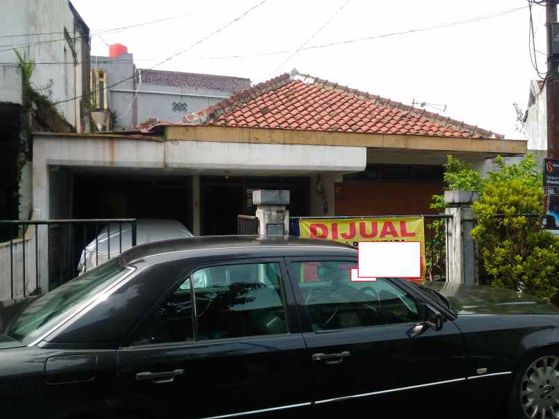 jual rumah tinggal lokasi strategis