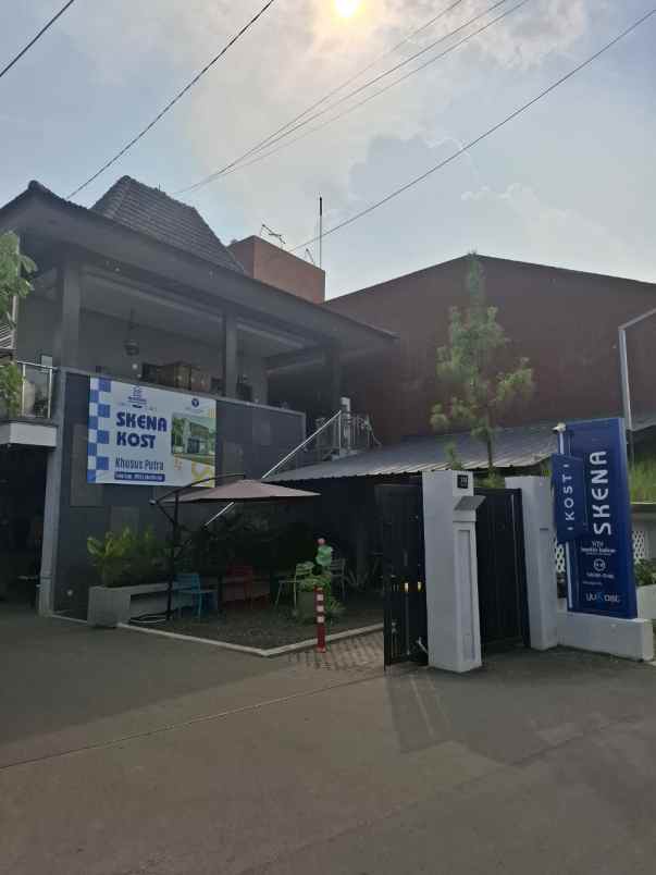 kost premium auto dikelola