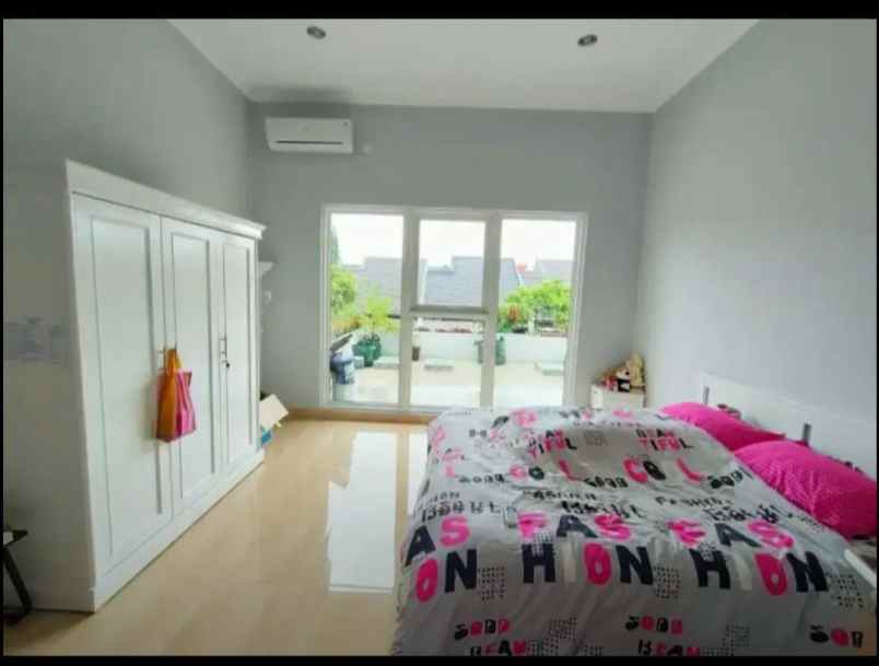 kost terusan buah batu