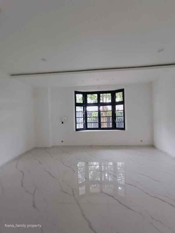 new listing tanah 612 m di jaksel harga menarik