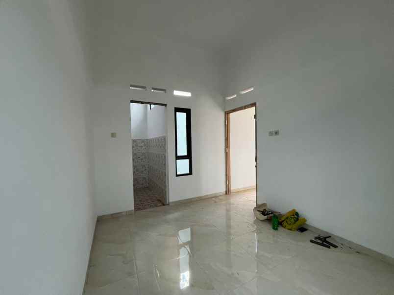 perumahan pesan bangun 2 lantai dekat luwes gentan