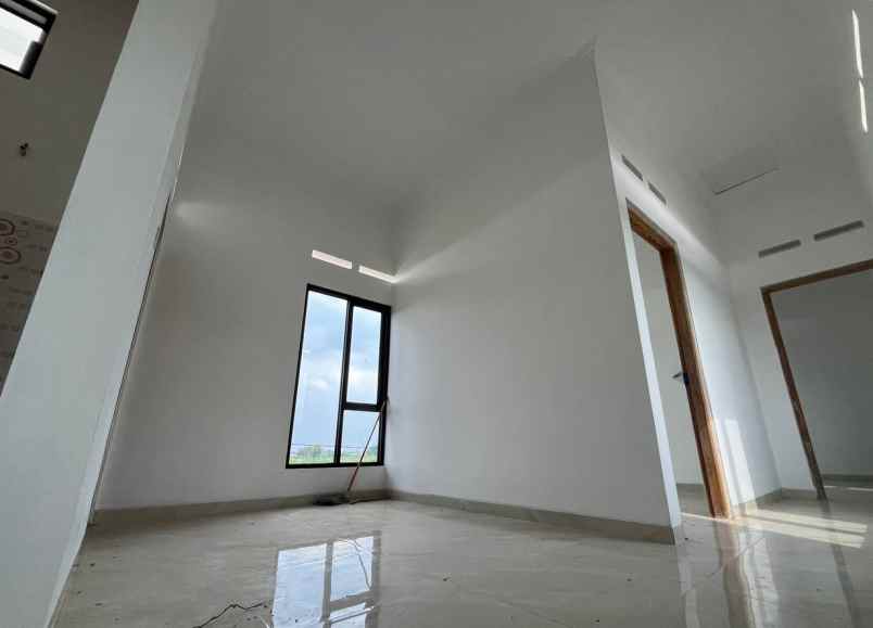 perumahan pesan bangun 2 lantai dekat luwes gentan