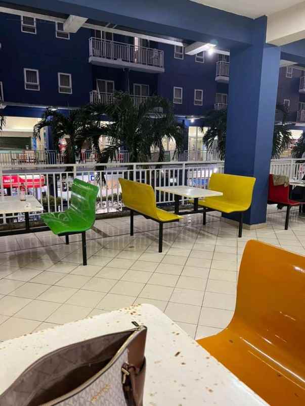 ruang usaha foodcourt di apartemen center point bekasi