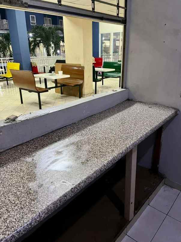 ruang usaha foodcourt di apartemen center point bekasi