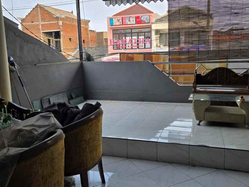 ruko 3 lantai raya manukan lor surabaya barat