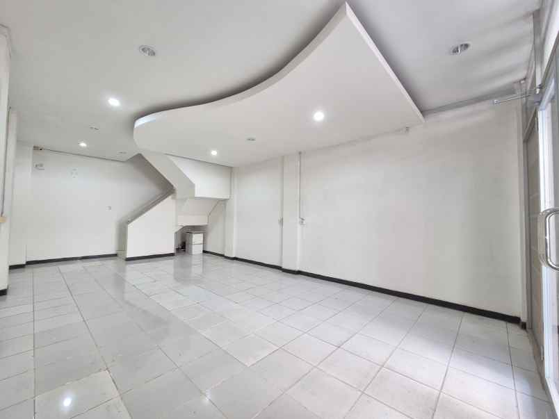 ruko klampis square surabaya