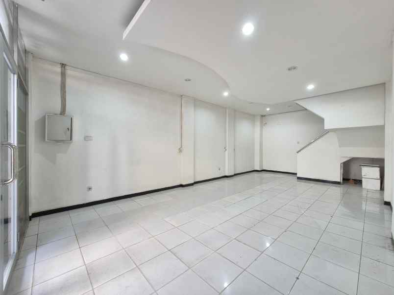 ruko klampis square surabaya