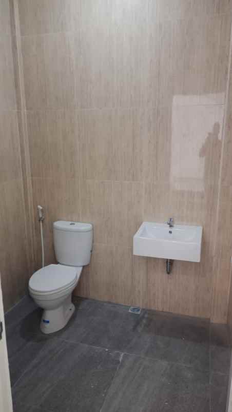 ruko murah dan strategis di woodville buduran sidoarjo