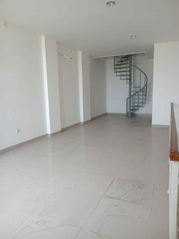 ruko new east 3lt 5x12 60m jgc jakarta garden city