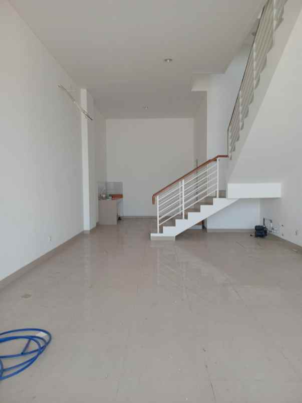 ruko new east 3lt 5x12 60m jgc jakarta garden city