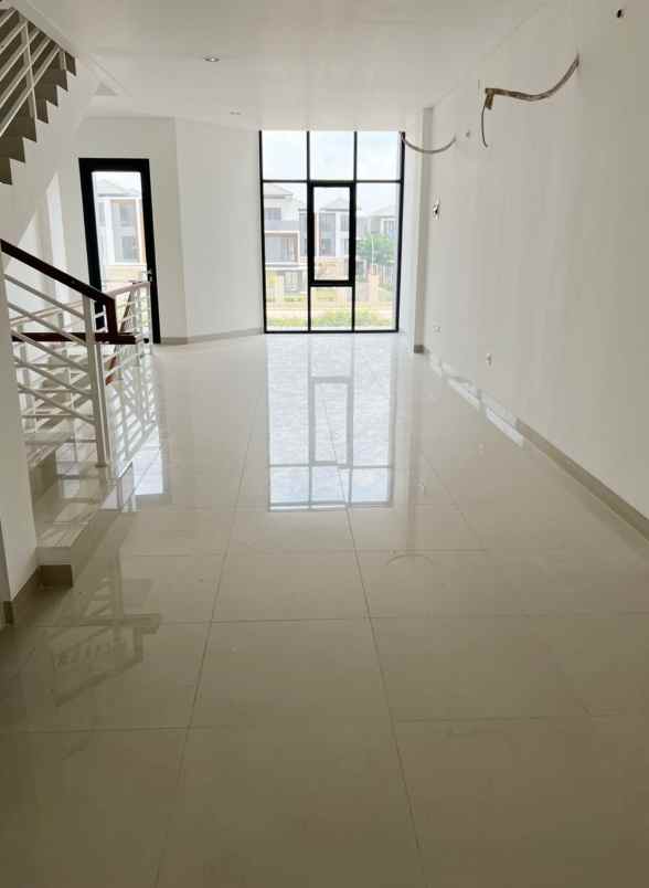 ruko new east 3lt 5x12 60m jgc jakarta garden city