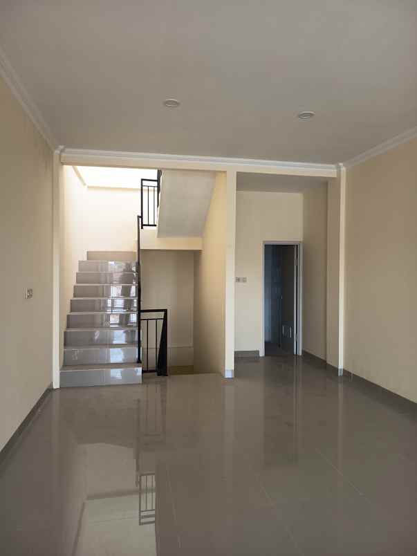 ruko pinggir jalan radar auri cimanggis harga perdana