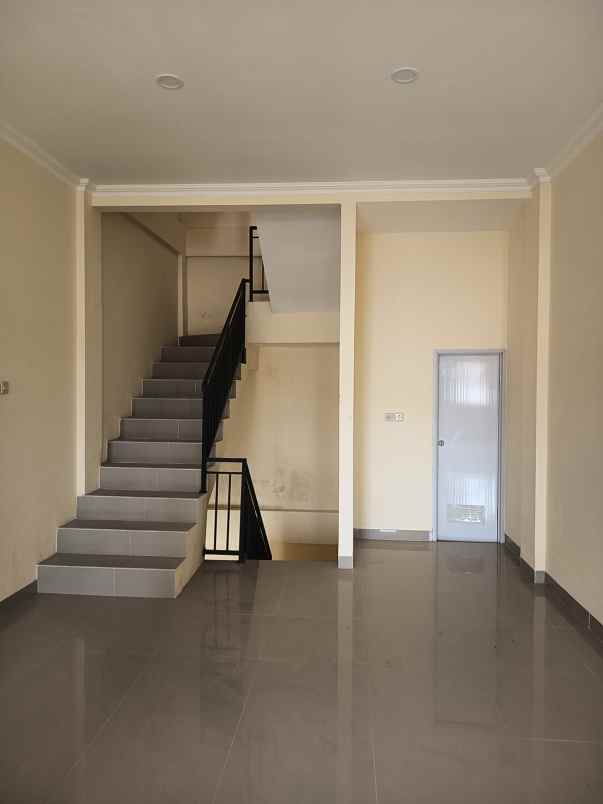 ruko pinggir jalan radar auri cimanggis harga perdana