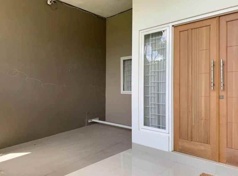 rukost full penghuni dan full furnished strategis