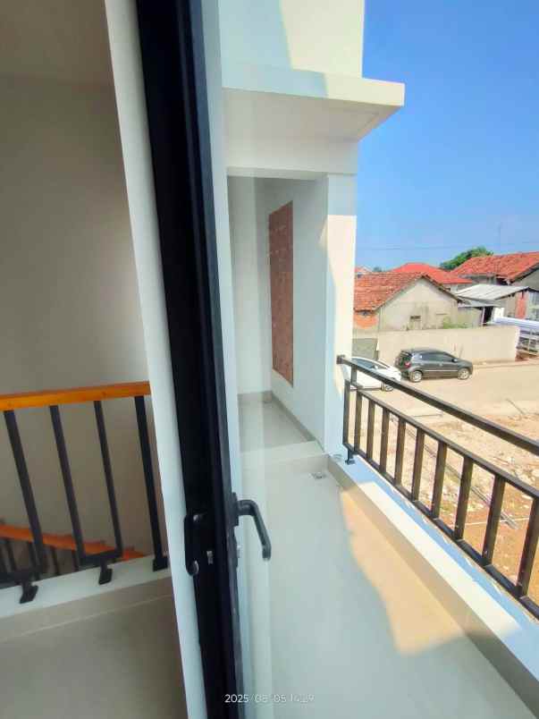 rumah 2 lantai murah tanpa dp di karawang