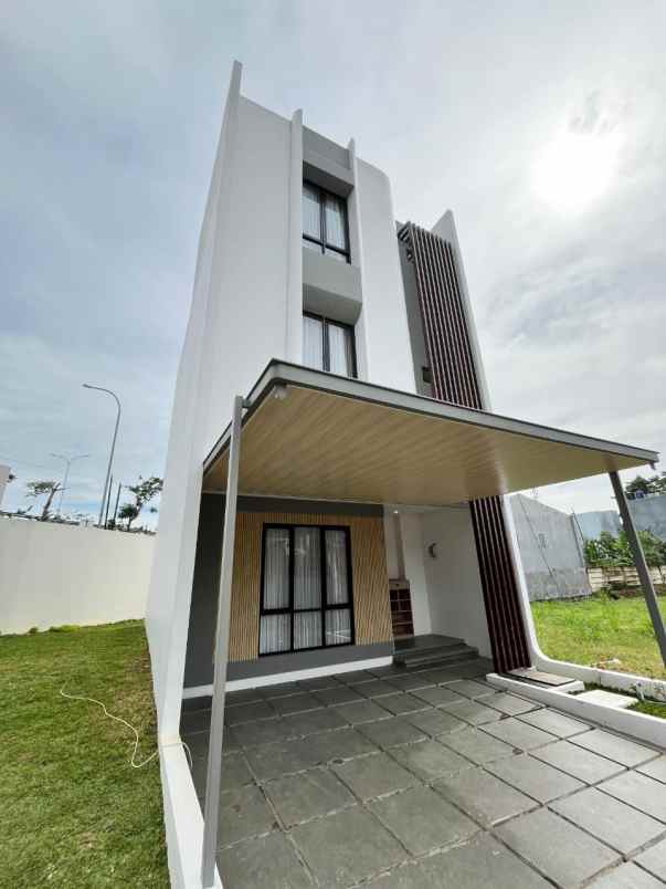rumah 3 lantai limo grogol depok