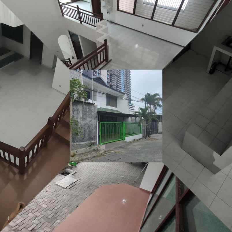 rumah 4br 2 lantai di belakang ciputra world