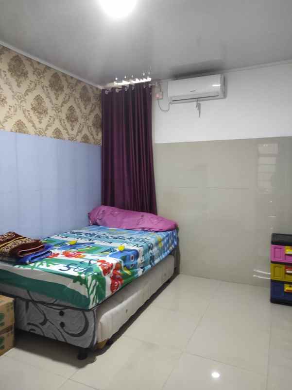 rumah bagus jl sagitarius turangga bandung