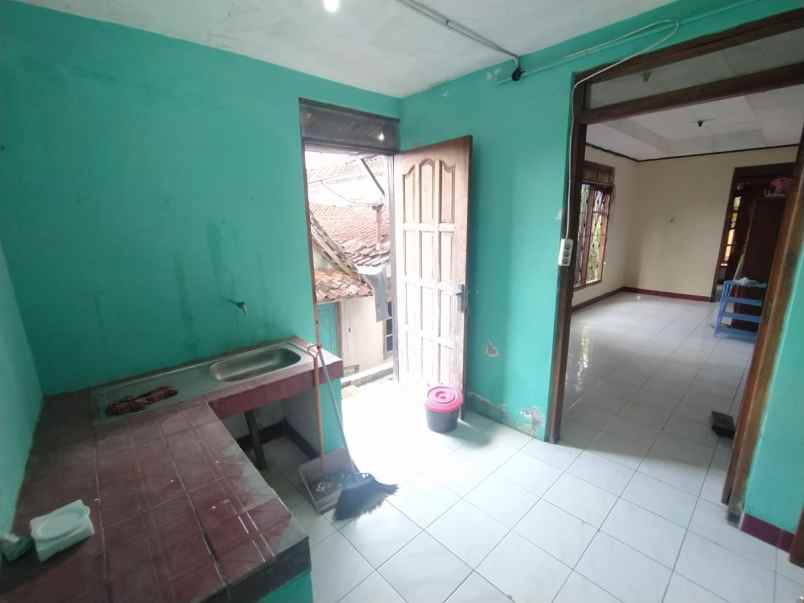 rumah bagus sejuk 10 menit ke kampus uksw salatiga