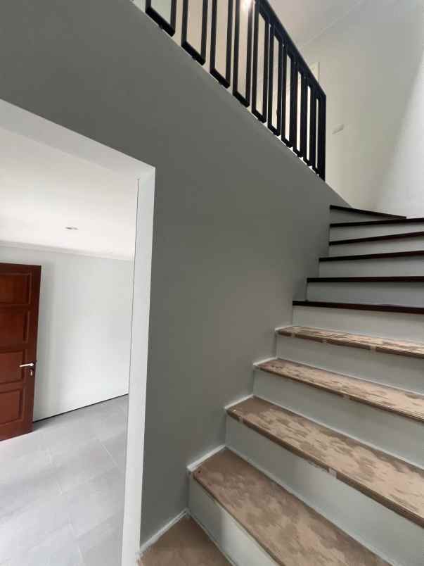 rumah baru siap huni di hankam pondok gede bekasi