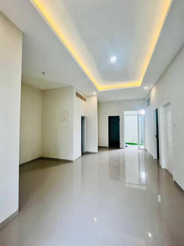 rumah baru siap huni lokasi di tidar kota malang