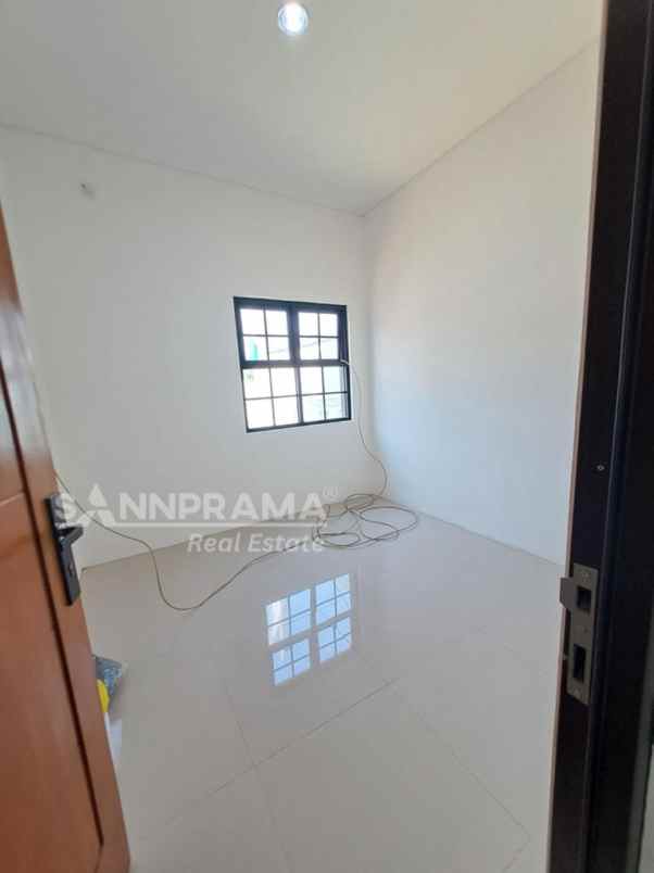 rumah cantik dalam cluster cilodong free biaya2 fry