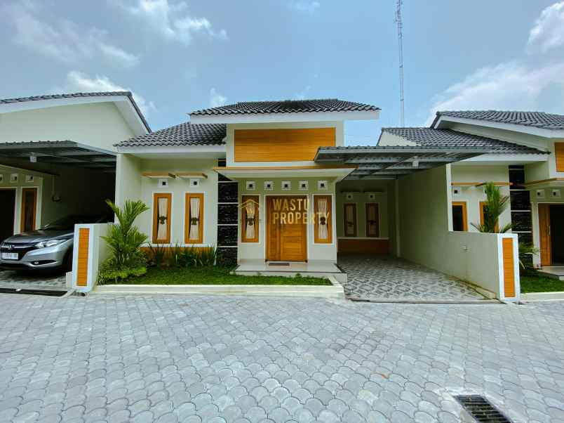 rumah cantik dalam cluster di purwomartani sleman