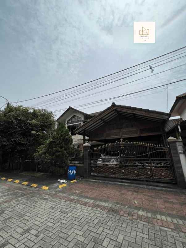 rumah cantik di komplek batununggal indah bandung