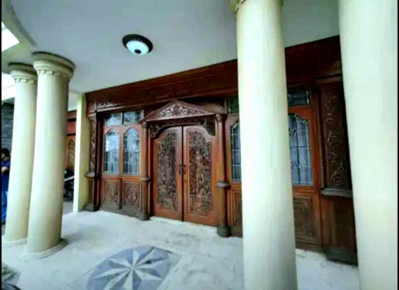 rumah cantik di komplek batununggal indah bandung